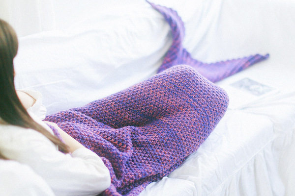 Flat Mermaid Knit Blanket